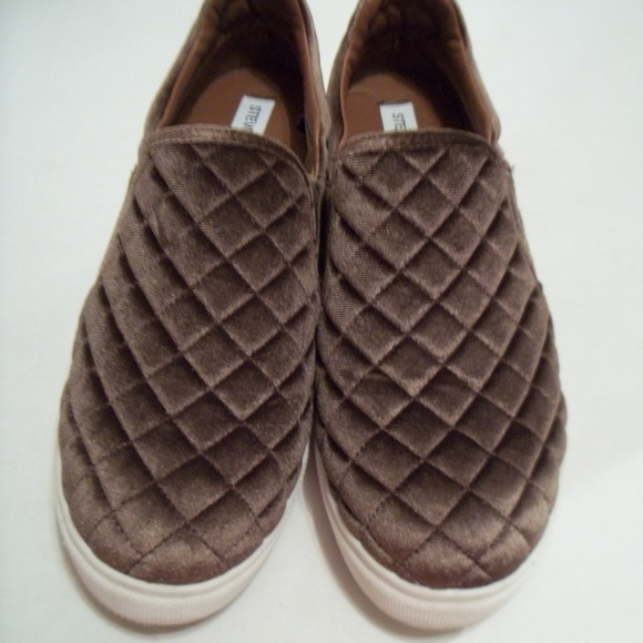 Steve Madden Elorra Slip On Size 9 Shoes - Picture 3 of 6